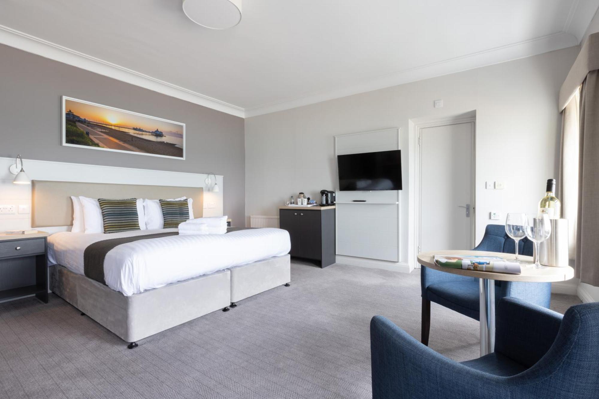 The Burlington 3*